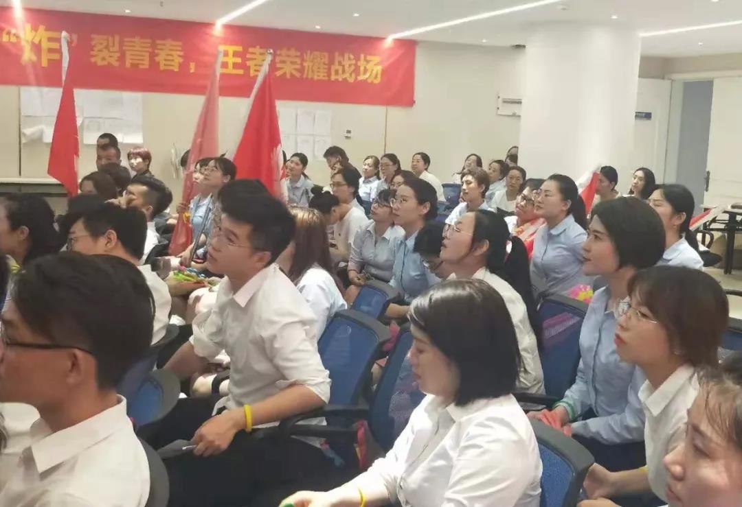 ob�羺������ѵ����Ա�����ȴ��Բ������