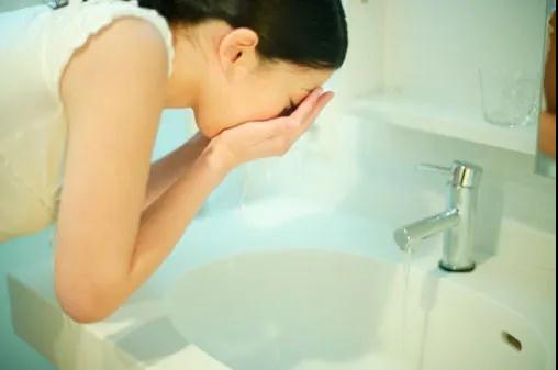 ¿ªÒ»¼ÒÃÀÈÝÔºÐèÒª¼¸¶àÇ®?